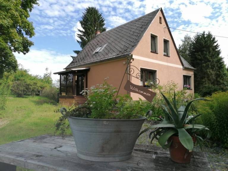 Ferienhaus in Bad Brambach mit Großer Terrasse