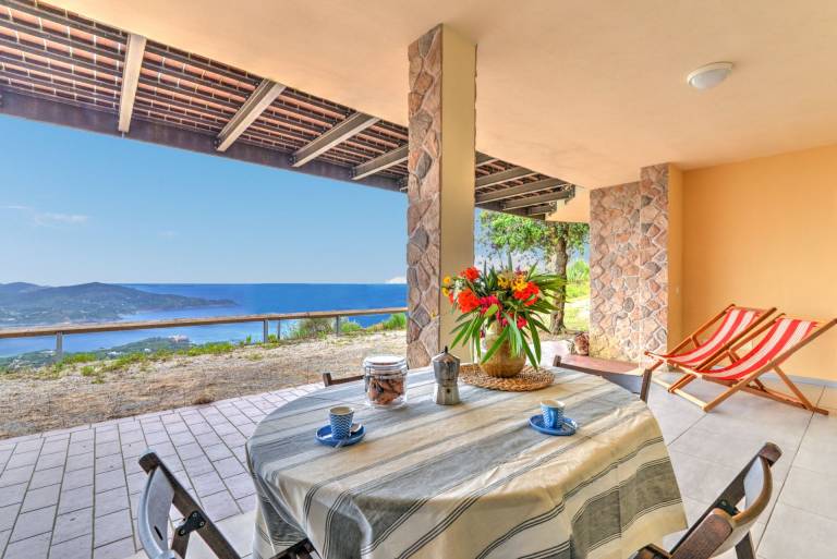 Experience the sweetness of summer surrounded by nature in Porto Azzurro