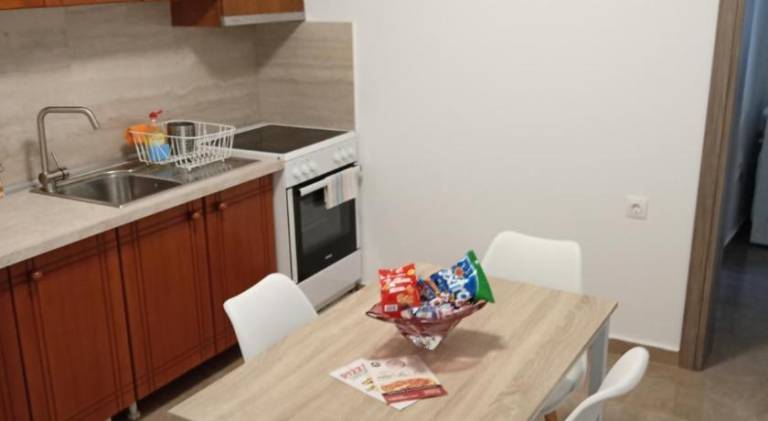 Charming vacation home with patio | Close to the beach | Pet-friendly — photo 4
