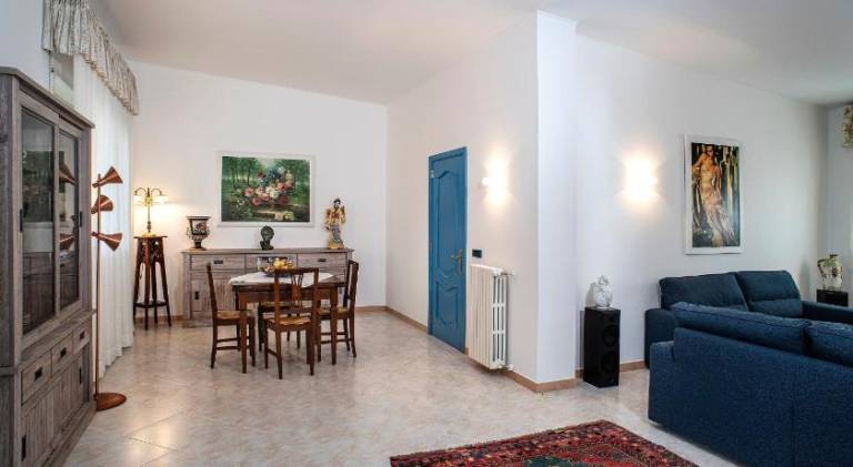 Villa with 2 rooms for 6 persons in Crispiano