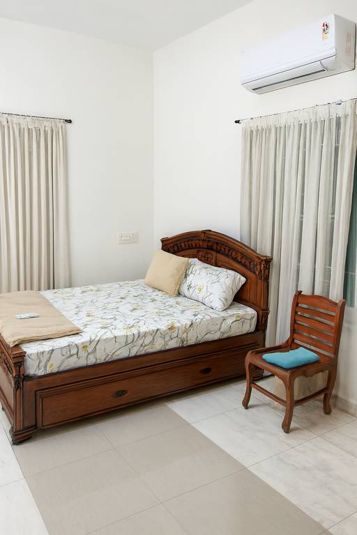 1000 m&sup2; Ferienhaus