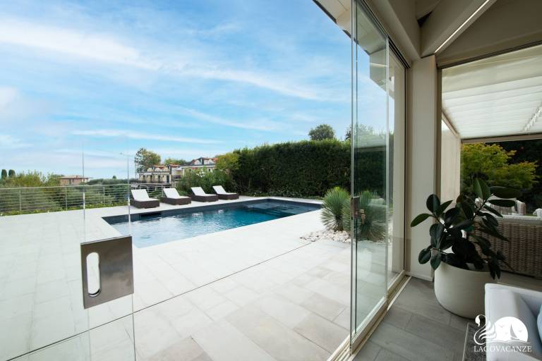 Child-friendly wonderful villa with yard, barbecue & private pool | Pets allowed — photo 2
