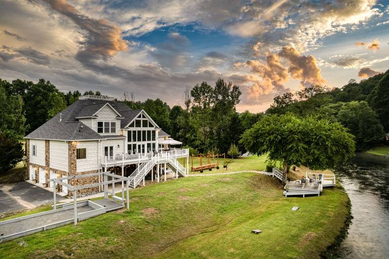 House Blue Ridge