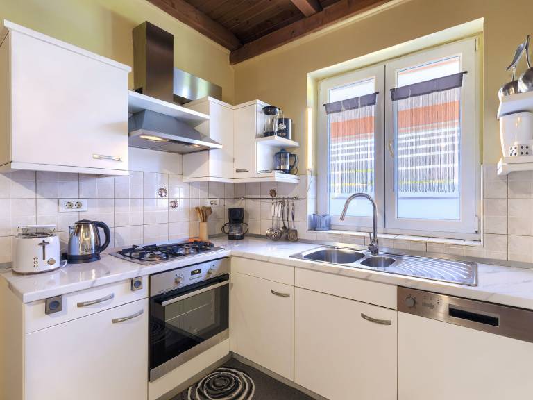 Fully equipped house with terrace, BBQ & garden | Dogs allowed — photo 4