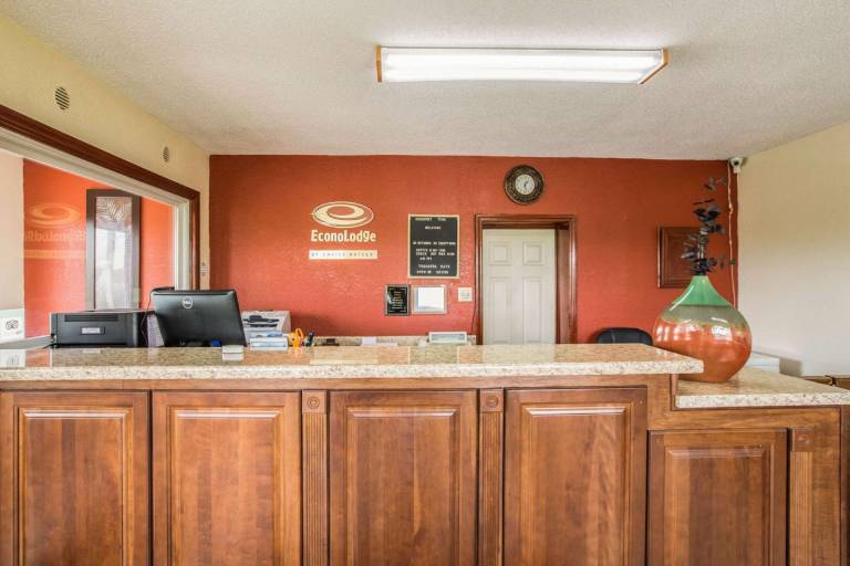 Econo Lodge Kingsport East — photo 5