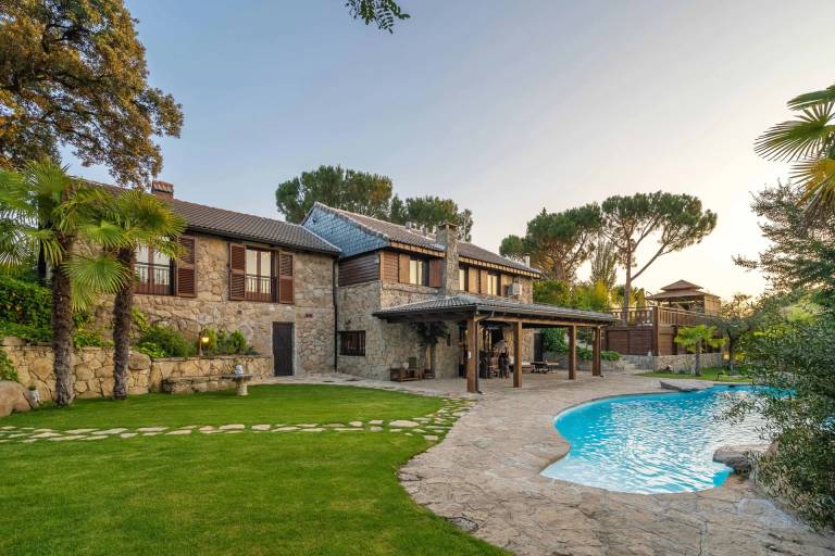 Chalet Batres