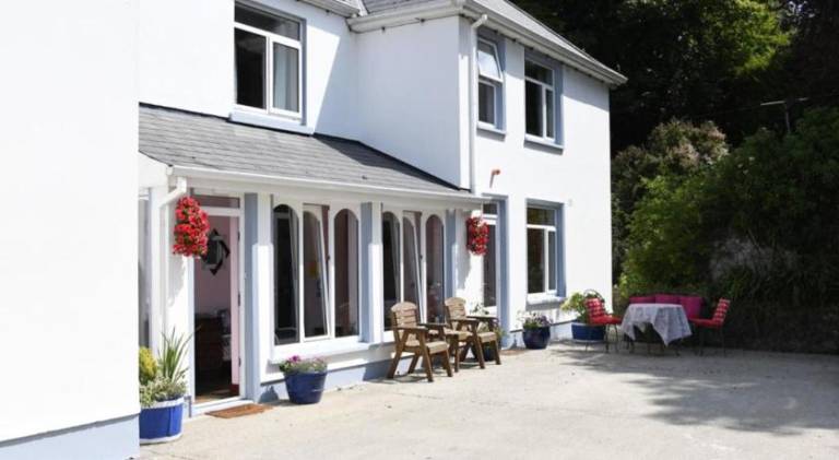 Fitzgerald s Farmhouse Accommodation V94 YY47