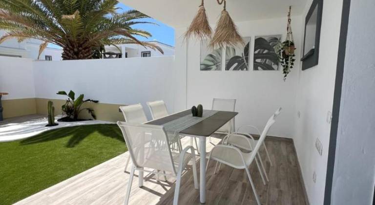 Villa with pool — photo 3