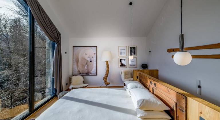 Chalet with private pool, terrace & jacuzzi in Chiavenna