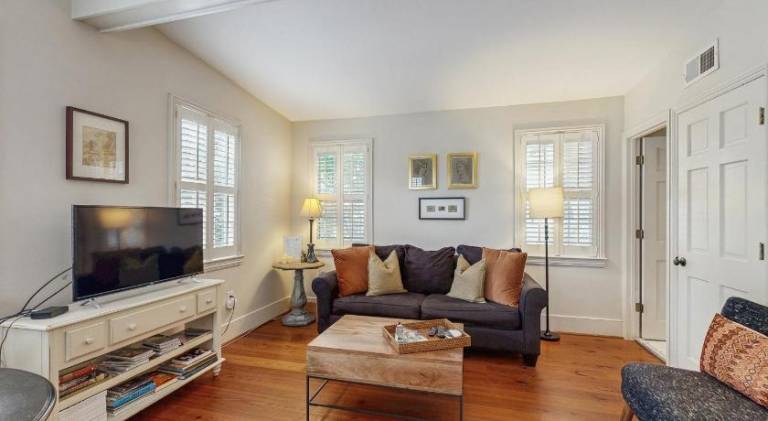 Vacation home with 1 room for 4 persons in Charleston, SC