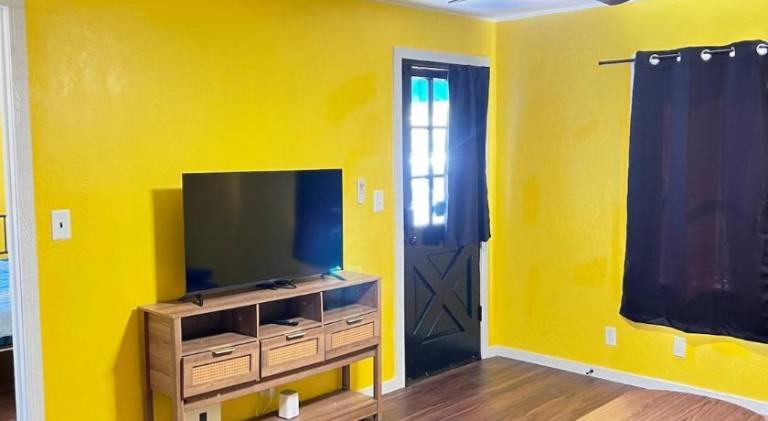 Ample house | Pets are welcome in Oklahoma City, OK