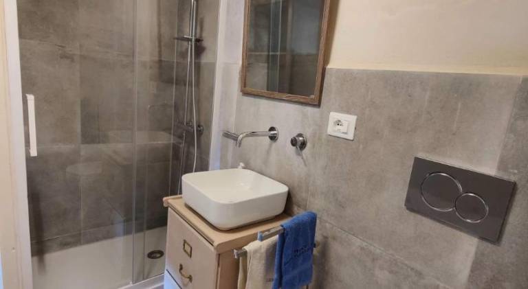 Rental apartment with 2 rooms for 4 persons — photo 2