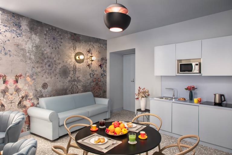 Holiday apartment | Next to Naples Cathedral | City view in Naples