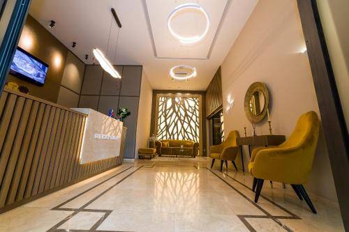 Apart-hotel g.k. Mladezhki halm