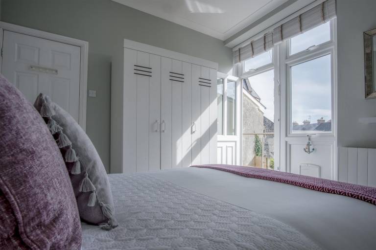 Family-friendly pleasant apartment with fast internet & yard | Next to the beach | Pets allowed — photo 4