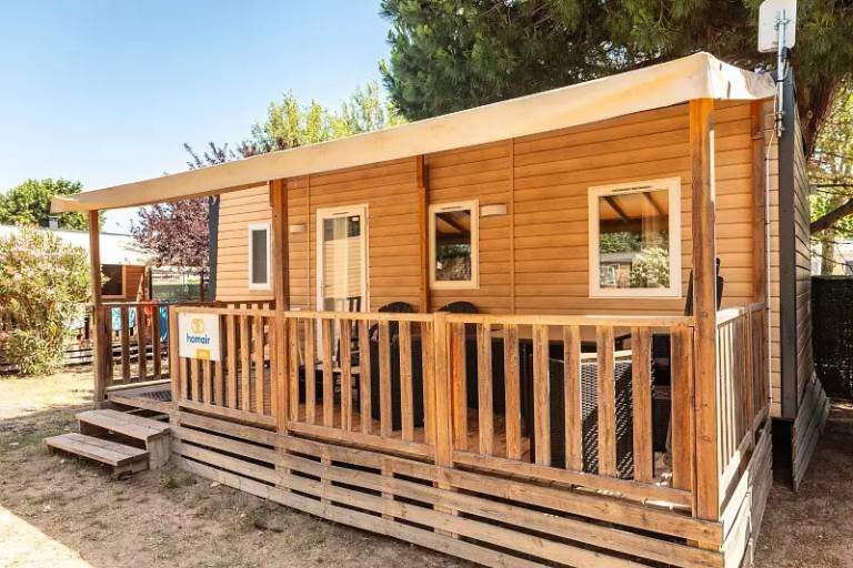 Mobile home with heated pool, barbecue & garden | Dogs allowed in Torreilles