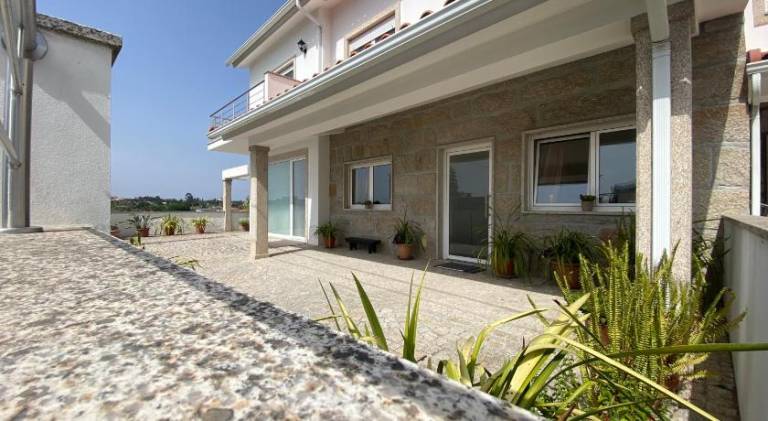 Lovely vacation home with garden & terrace | Pets are welcome — photo 3