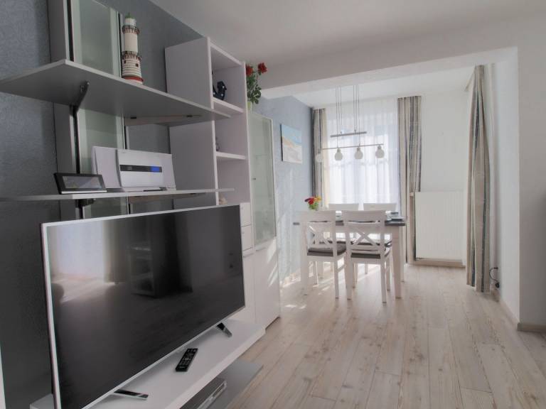 68m²  Ferienwohnung in der Villa Smidt mit Balkon für 4 Personen und Hund — photo 2