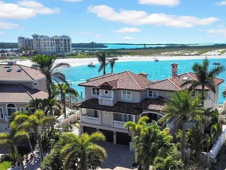 House Saint Pete Beach