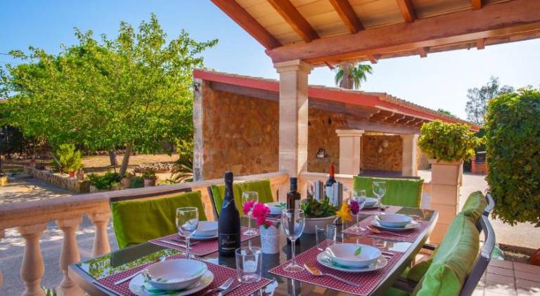 Fully equipped villa with grill, private pool & patio | Dogs allowed — photo 3