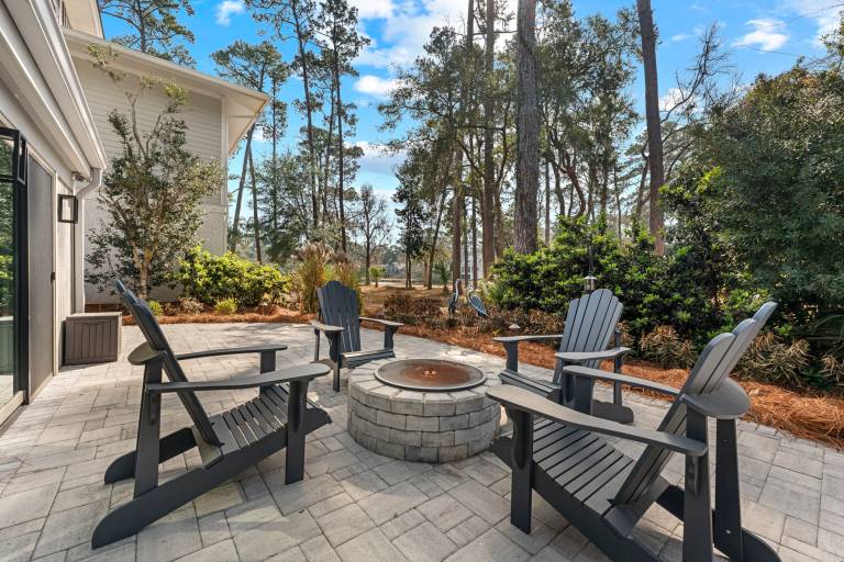 House with jacuzzi, heated pool & barbecue | Lake view | Suitable for remote work — photo 2