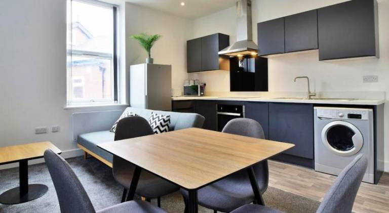 Holiday apartment with 2 rooms for 6 persons in Salford