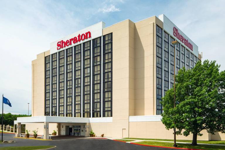 Sheraton West Des Moines Hotel in West Des Moines, IA