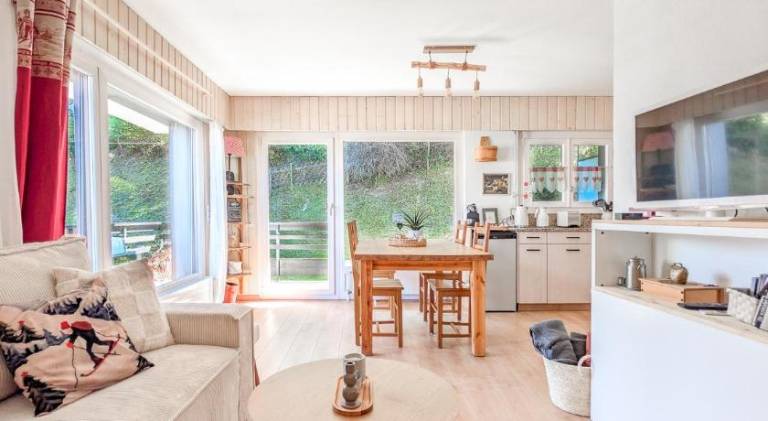 Holiday apartment with 2 rooms for 5 persons in Vex