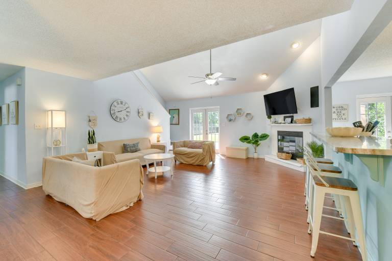 Destin Villa w/ Patio  2 Mi to Miramar Beach! — photo 4