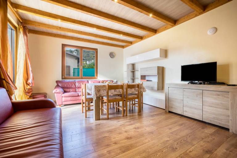 Holiday Home 'Casa Damiano' with Lake View, Private Garden and Wi-Fi — photo 4