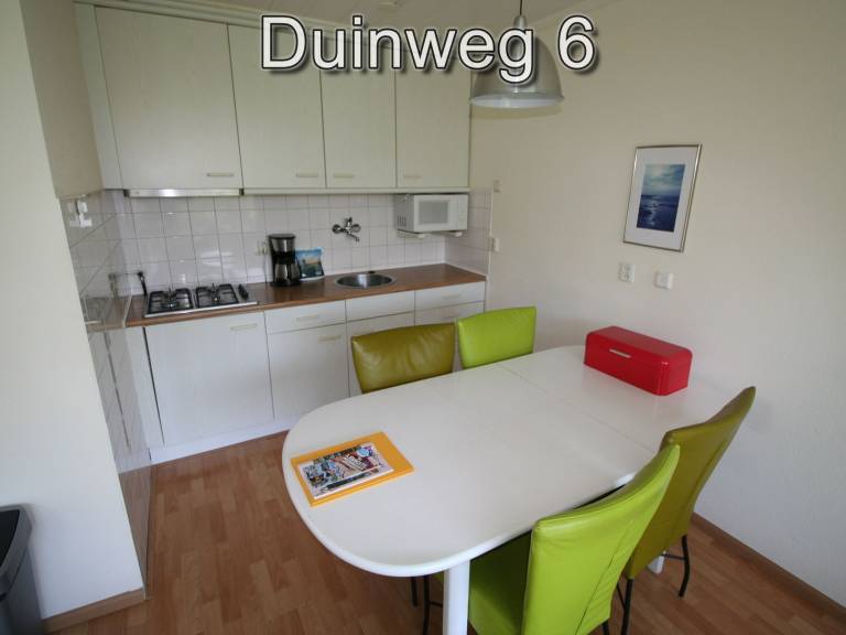 Holiday apartment with pool — photo 4
