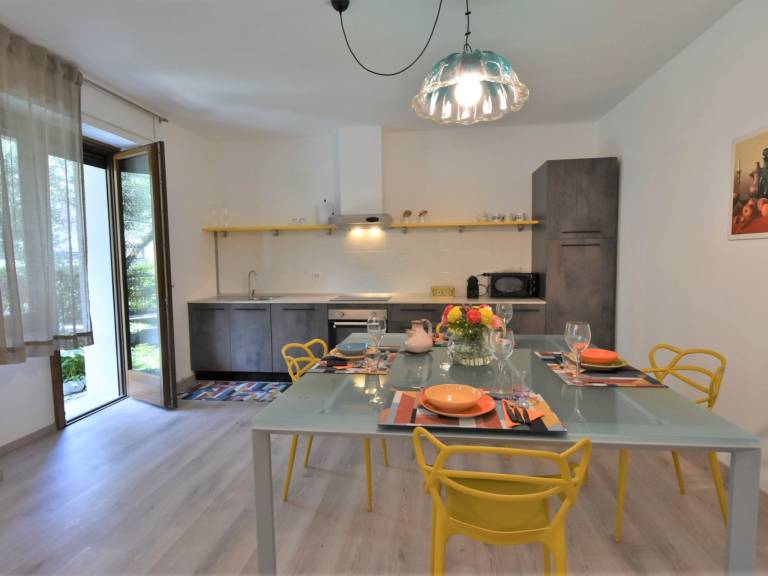 Rental apartment with garden, barbecue & terrace — photo 3
