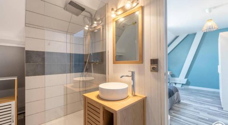 Vacation home with 6 rooms for 11 persons — photo 2