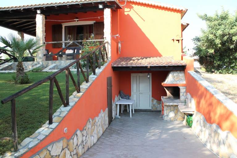 Casa  Santadi