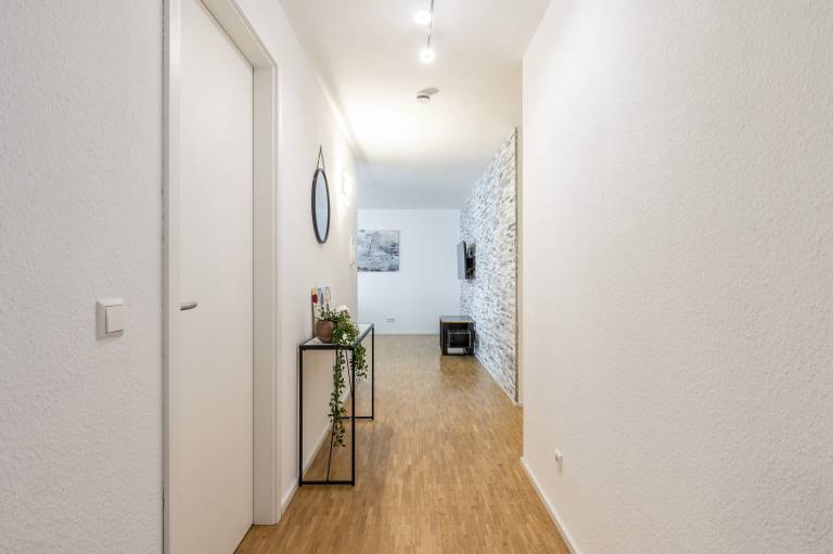 Holiday apartment with terrace | City view — photo 5