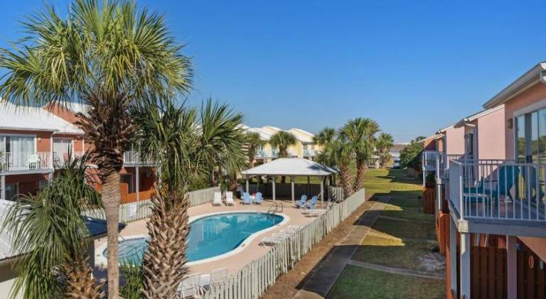 Vacation home with pool | Suitable for remote work | Pets allowed — photo 4