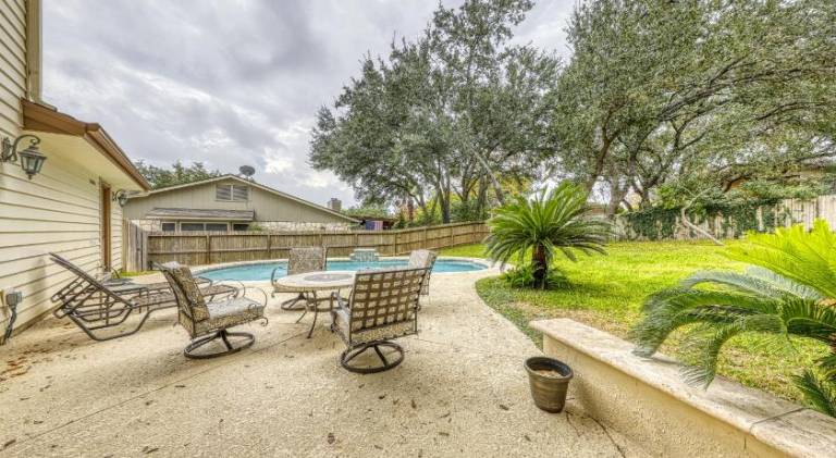 195 m&sup2; Ferienhaus