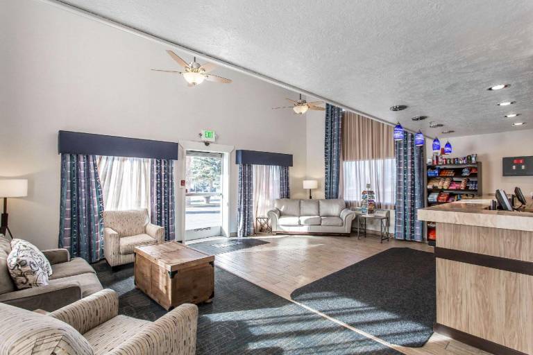 Quality Inn Cheyenne I-25 South — photo 2