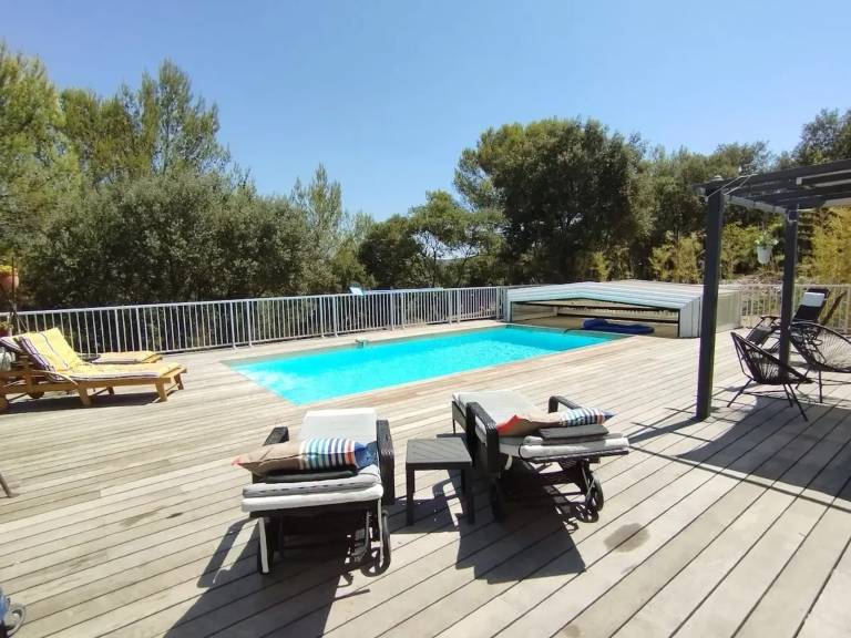 Villa Collias