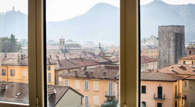 Chic and Freak Atelier in Brunate