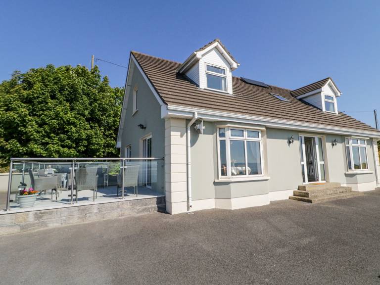House Carrickmaquigley