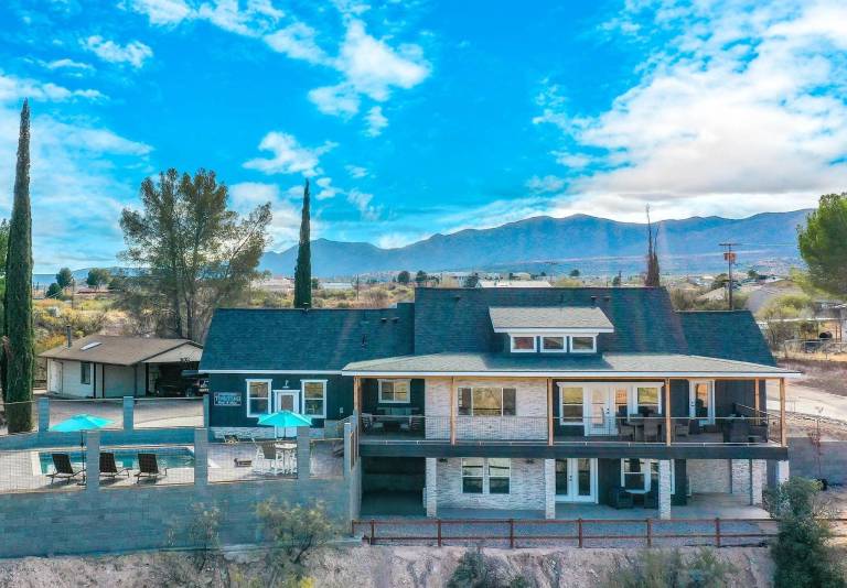 House  Cottonwood