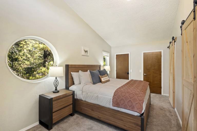Children-friendly pleasant vacation home with terrace, barbeque & fast internet | Lake view | Suitable for remote work | Pet-friendly — photo 3