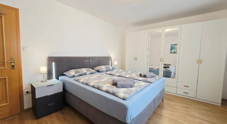 Pleasant rental apartment | Pets allowed in Euskirchen