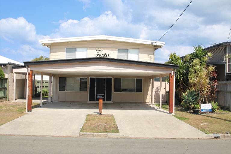 House  Caboolture