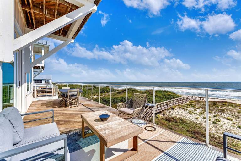House Saint George Island