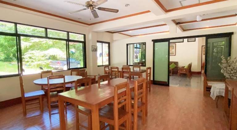 Kata View Guesthouse — photo 4