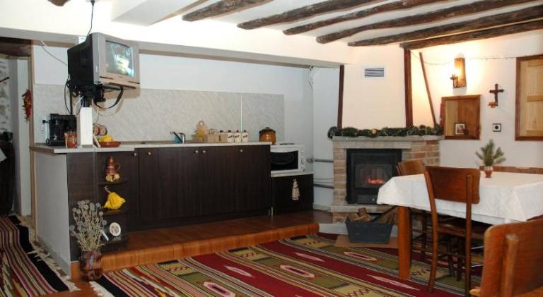 House with 3 rooms for 12 persons — photo 4