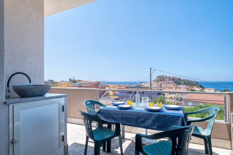 Apartment 'Ad Occhi Aperti' with Sea View, Wi-Fi and Air Conditioning — photo 3