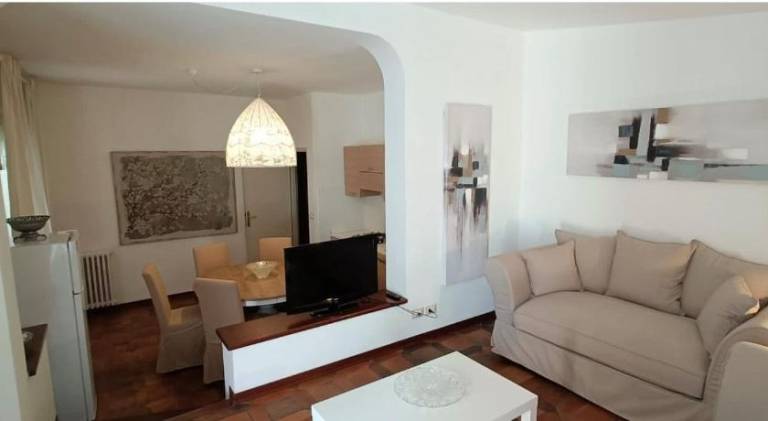 Rental apartment with pool — photo 2